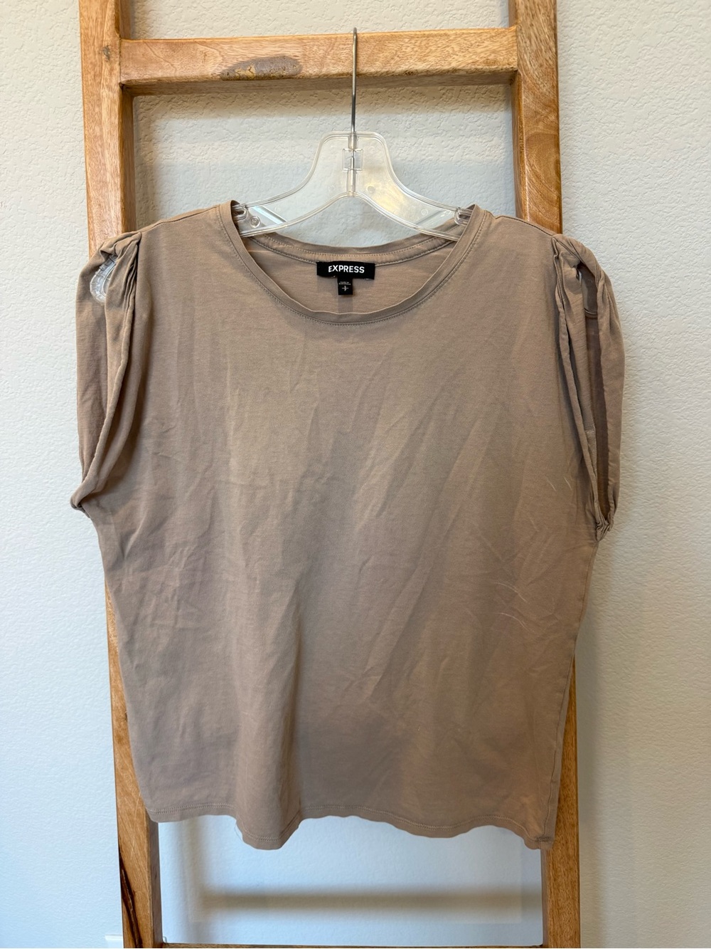 Express Taupe Short Sleeve Puff Shoulder Tee